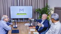Luiz Inácio Lula da Silva em entrevista a uma emissora de rádio em Salvador: presidente ameaça intervir pessoalmente no mercado de sites de apostas esportivas | Foto: Ricardo Stuckert / PR