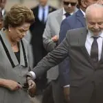 Teimosia ideológica de Dilma conduziu o país à crise e à recessão; Lula está no mesmo caminho | Foto: Mateus Bonomi/Estadão Conteúdo
