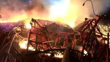 Torre de rádio ficou totalmente destruída | Foto: Reprodução/Redes sociais