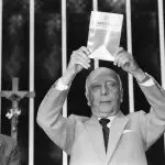 No auge de sua atuação política, Ulysses Guimarães desempenhou um papel crucial como presidente da Assembleia Nacional Constituinte | Foto: Reprodução/Agência Brasil