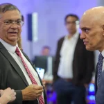 Os ministros do STF Flávio Dino e Alexandre de Moraes