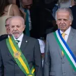 Chefe do Planalto, Luiz Inácio Lula da Silva ao lado do ministro da Defesa, José Múcio Monteiro