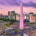 Em uma pontuação que vai de 44 a 83, Buenos Aires alcança a nota 82,8, à frente de Rio de Janeiro (70,2) e São Paulo (69,3) | Foto: Reprodução: Twitter/X