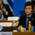 O presidente da Argentina, Javier Milei, durante a Cúpula de Líderes do G20: protocolo diplomático acompanhado de críticas ao intervencionismo estatal e à censura nas redes sociais | Foto: Reprodução/Twitter/X