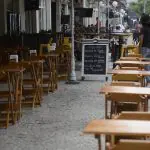 Bares e restaurantes são um dos setores mais afetados pela crise econômica que afasta os clientes em razão da alta de preços | Foto: Divulgação/Fotos Públicas