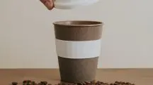 Esta vitória reafirma a posição do café brasileiro no cenário internacional | Foto: Rawpixel.com/Freepik