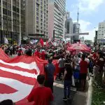 O texto que pede o fim da escala 6x1 visa a reduzir a carga horária de trabalho de 44 horas para 36 semanais, sem modificar as oito horas diárias | Foto: Reprodução/Revista Oeste