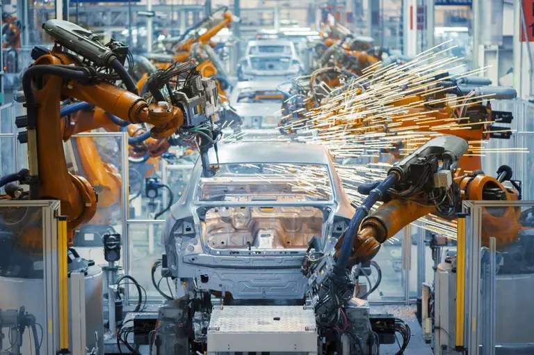FORD europa Essa redução representa 14% da força de trabalho da empresa no continente, com a Alemanha sendo a mais afetada