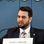 Filipe Martins, ex-assessor de Jair Bolsonaro, está preso desde 8 de fevereiro Reprodução Fundação Alexandre Gusmao