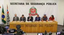 Força-tarefa do governo do Estado de São Paulo investiga o caso. Ao centro, o secretário de Segurança Pública de SP, Guilherme Derrite