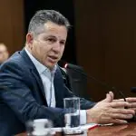 Governador Mauro Mendes sugere que brasileiros pararem de comprar em mercados da rede Carrefour
