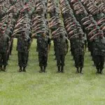 De acordo com o Tribunal de Contas da União (TCU), em 2023, o déficit per capita do INSS foi de R$ 9,4 mil. Para os servidores civis, foi de R$ 69 mil, enquanto para os militares, chegou a R$ 159 mil | Foto: Fernando Frazão/Agência Brasil