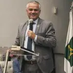 Pastor acusa escola de realizar rituais de magia
