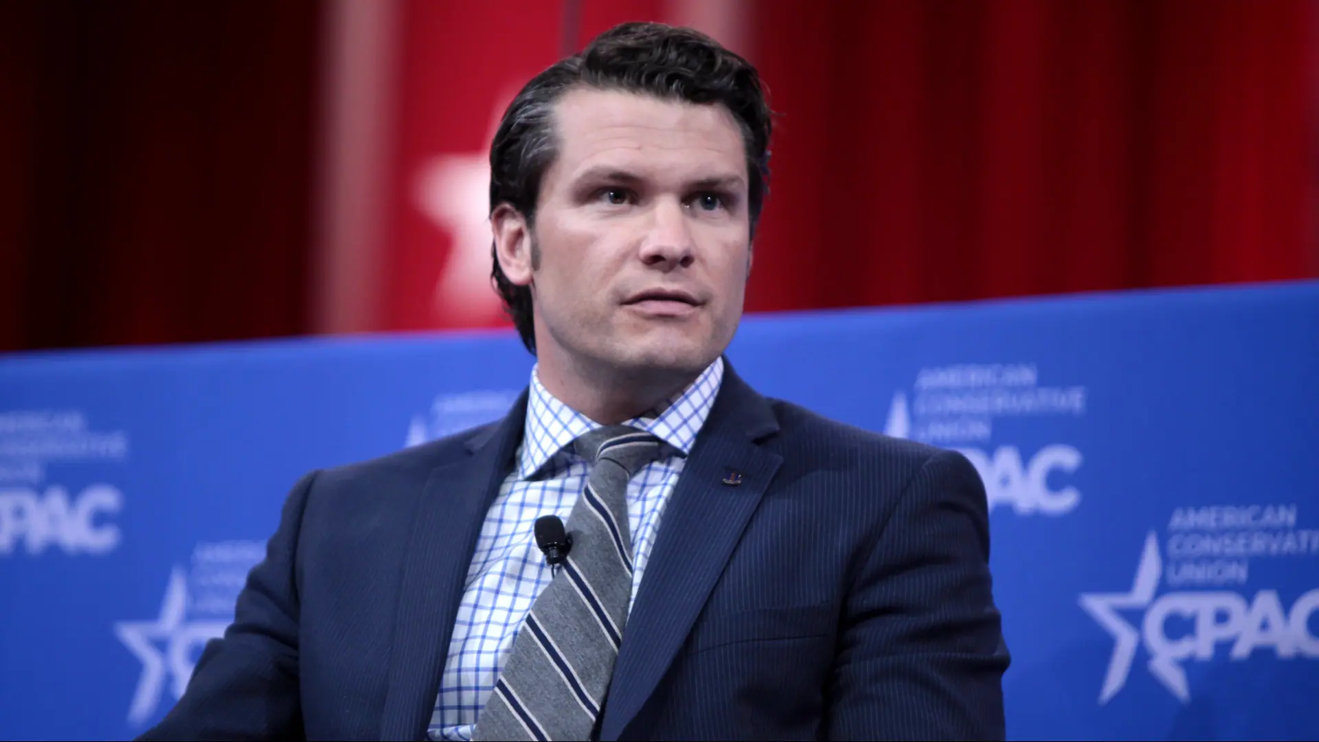 Pete Hegseth palestra na Conferência de Ação Política Conservadora (CPAC) de 2015 em National Harbor, Maryland (Foto: Gage Skidmore/Wikimedia Commons)