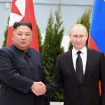 rússia coreia; Putin e Kim Jong-un assinam acordo sobre assistência mútua