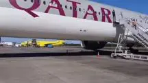 Apesar da segurança garantida, os passageiros da Qatar Airways enfrentaram uma longa espera de quase 11 horas no Aeroporto de Salvador | Foto: Reprodução/Instagram