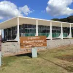 Sede do Supremo Tribunal Federal (STF) com grades