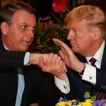 Bolsonaro teve um rápido contato com Trump por intermédio de Eduardo Bolsonaro (PL-SP) | Foto: Alan Santos/PR