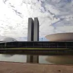 Deputados assinam PEC do fim da escala 6x1 para tramitação no Congresso Nacional