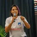 Em comentário nas redes sociais, ex-primeira-dama ironiza imparcialidade da Polícia Federal