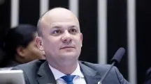 Para Cabo Gilberto, Daniel Silveira representou com 'bravura' os agentes de segurança pública no Congresso | Foto: Mário Agra/Câmara dos Deputados