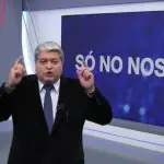 Foto do apresentador José Luiz Datena durante o Brasil Urgente