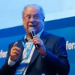 O petista José Dirceu em recente evento na Itália patrocinado pela empresa J&F, dos irmãos Batista e com a presença de vários ministros, inclusive do STF: aliado de Lula garantiu que esquerda venceria em São Paulo | Foto: Divulgação/Esfera