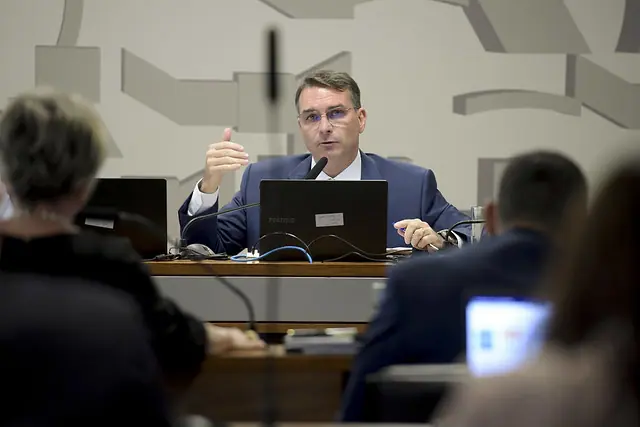 flavio bolsonaro