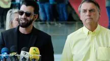 Foto do cantor Gusttavo Lima ao lado de Jair Bolsonaro