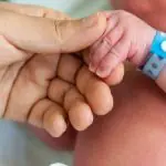 Casos de trocas de bebês são considerados quase 'inexistentes' por autoridades do Reino Unido | Foto: Reprodução/Redes sociais
