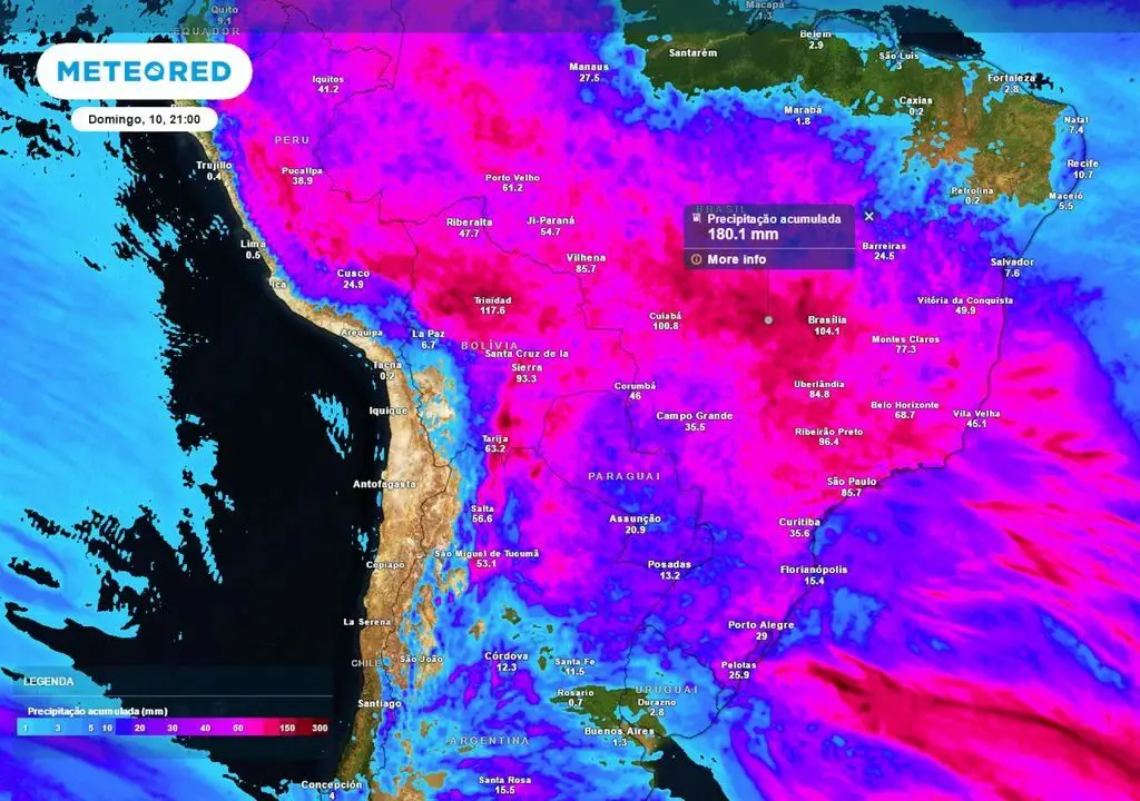 Previsão de acumulados totais de chuva até o próximo domingo mostram que, pontualmente, os volumes chegam a valores muito próximos dos 200 mm entre o Sudeste e Centro-Oeste.| Foto: Reprodução/MeteoRed