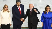esqueO presidente Luiz Inácio Lula da Silva e a primeira-dama, Janja Lula da Silva, recebem o presidente da Venezuela, Nicolás Maduro, e sua esposa, Cilia Flores, no Palácio do Planalto | Foto: Marcelo Camargo/Agência Brasilrda