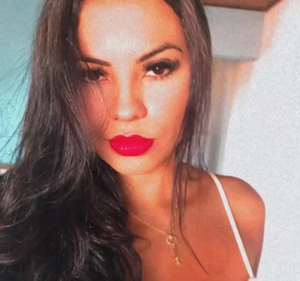Segundo o marido, Paloma contratou o procedimento pelas redes sociais e o pagamento da consulta foi realizado por transferências bancárias a uma empresa em nome do médico | Foto: Reprodução/Arquivo pessoal