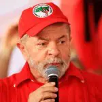 Enquanto acompanha seu índice de reprovação aumentar junto à população, Lula precisa conviver com o descontentamento de aliados que reclamam de lentidão na reforma agrária | Foto: Divulgação/MST