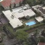 Vista aérea da residência de Otávio Maluf, no Morumbi, em São Paulo: assaltantes teriam simulado uma operação da Polícia Federal | Foto: Reprodução/TV Globo