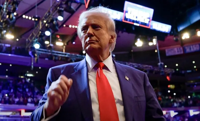 Donald Trump, em evento de celebração de sua vitória como presidente eleito dos Estados Unidos, com direito a conquista de 312 delegados no colégio eleitoral
