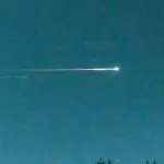 Segundo cientistas, detrito espacial produz explosão ao entrar na atmosfera: fenômeno comum todos os anos nos Estados Unidos | Foto: Reprodução/Redes sociais