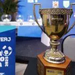 O Campeonato Carioca, que se inicia em 12 de janeiro, terá transmissões pela TV Globo, Sportv e Premiere | Foto: Reprodução/Twitter/X/@FFERJ