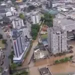 Chuva intensa causa inundação no Estado de Santa Catarina