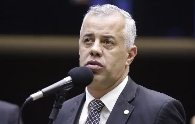 O deputado federal Evair de Melo (PP-ES) protocolou no Tribunal de Contas da União (TCU) uma solicitação que busca esclarecimentos sobre a administração dos Correios | Foto: Divulgação/Evair de Melo