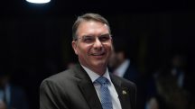 O senador Flávio Bolsonaro (PL-RJ), durante sessão plenária | Foto: Saulo Cruz/Agência Senado