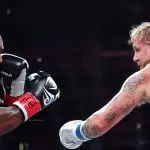 Mike Tyson e Jake Paul durante luta