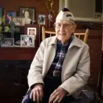 Warren Upton, que morreu neste Natal aos 105 anos de idade: agora restam apenas 15 sobreviventes do ataque a Pearl Harbor | Foto: Reprodução/Redes sociais