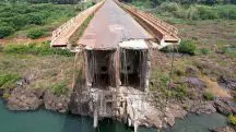 Drone mostra a Ponte Juscelino Kubitschek, entre Aguiarnópolis, no Tocantins, e Estreito, no Maranhão - 24/12/2024 | Foto: Mauricio Marinho/Reuters