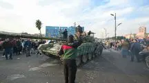 Rebeles comemoram a queda do regime de Assad em Damasco, capital da Síria