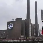 Essas greves, temporárias e destinadas a pressionar a empresa durante as negociações, ocorreram em nove das dez fábricas da Volkswagen na Alemanha | Foto: Reprodução/Twitter/X