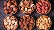 Tradição no Natal brasileiro, frutas secas estão entre os produtos com os preços mais inflacionados no mercado em razão de fatores como a alta do dólar | Foto: Reprodução/Twitter/X