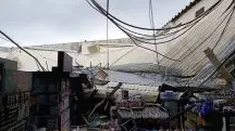 Teto de supermercado ficou destruído depois da chuva forte em Barueri (SP) | Foto: Reprodução/Twitter/X