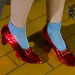 Sapatos de rubi usados por Judy Garland | Foto: Heritage Auctions/Divulgação