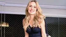 Foto da apresentadora Rachel Sheherazade